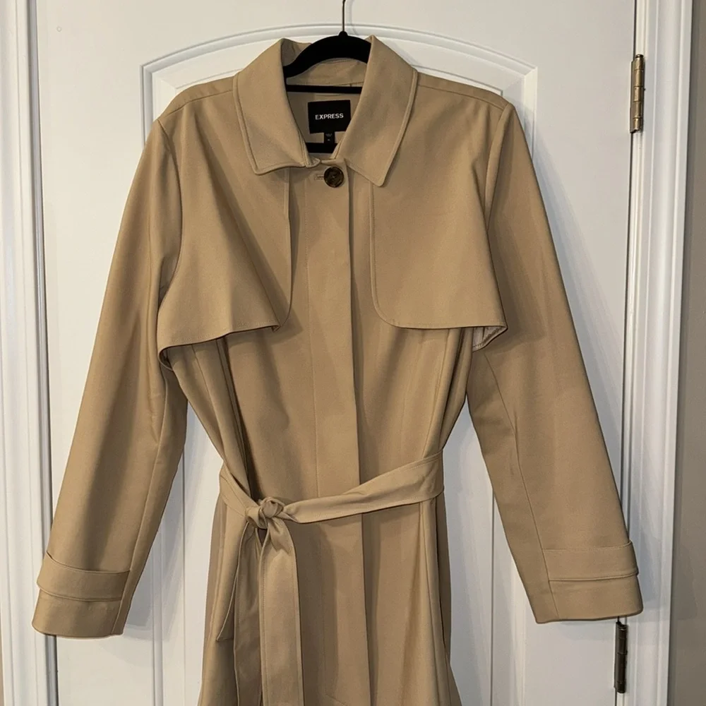 Express Trench Coat - Picture 2 of 6